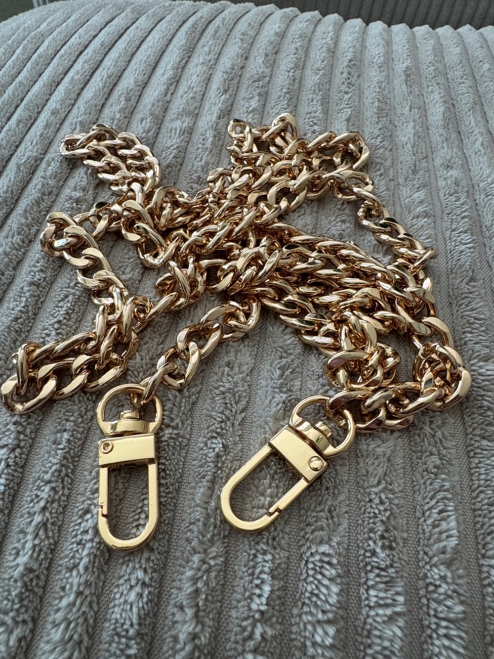 Gold Chain Purse Strap - Detachable Lobster Clasps - Picture 2 of 2